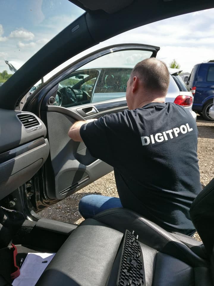 50226130_1187082904793788_8752098254855864320_n