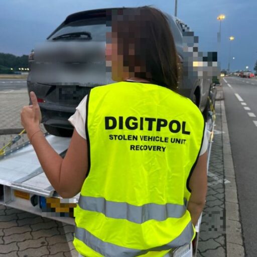 https://digitpol-vehiclecrime.com/wp-content/uploads/2025/10/cropped-493888065_1506221120727411_7984791699707006498_n.jpg